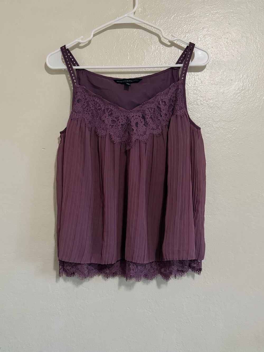 White House Black Market XS Mauve Plum Lace-Trim Pleated Cami